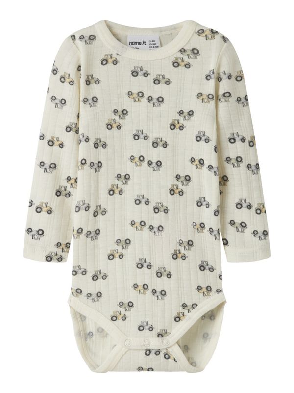 Nbmwang offwhite ullbody m/traktorer